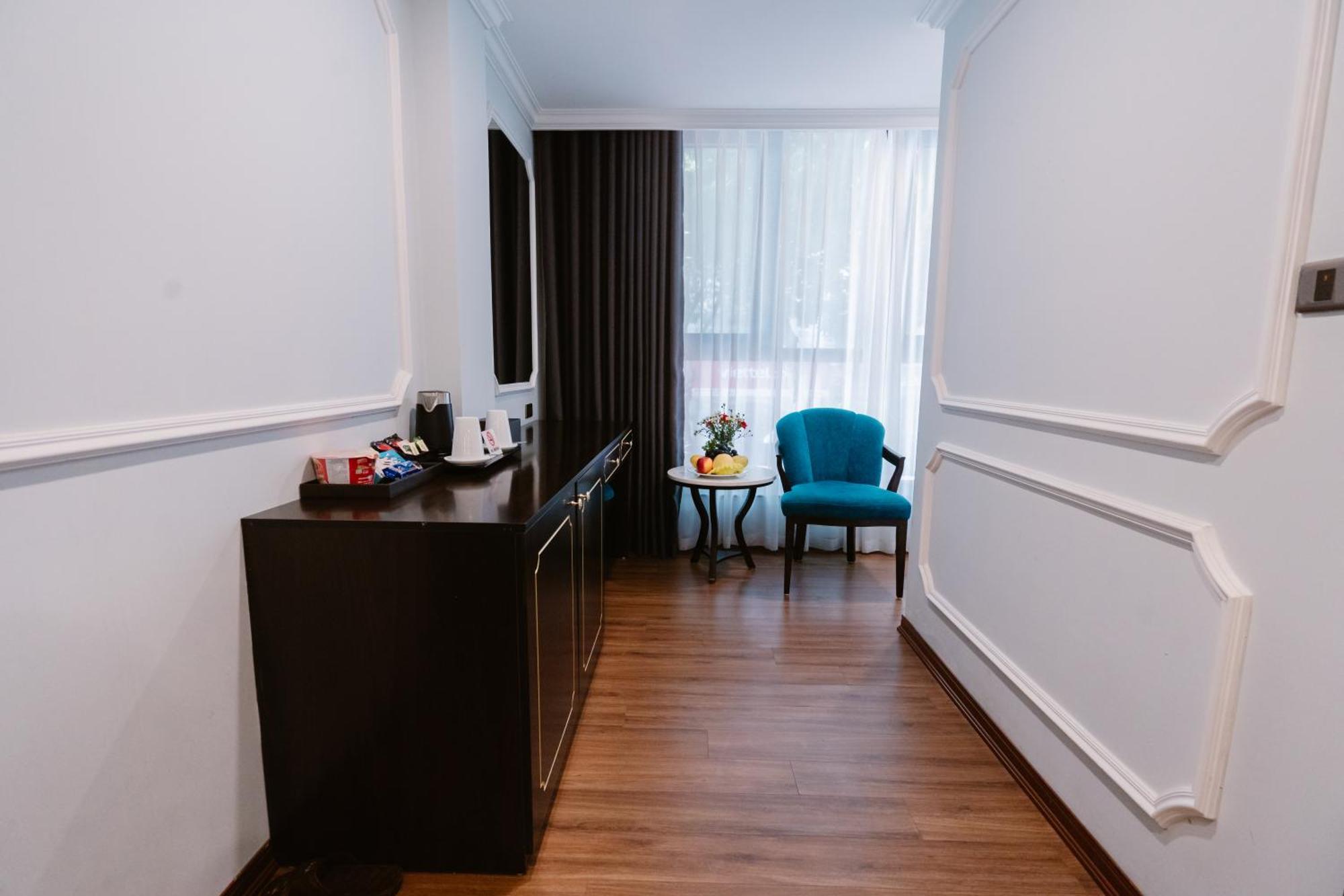 Hong Van Hotel Hanoï Extérieur photo