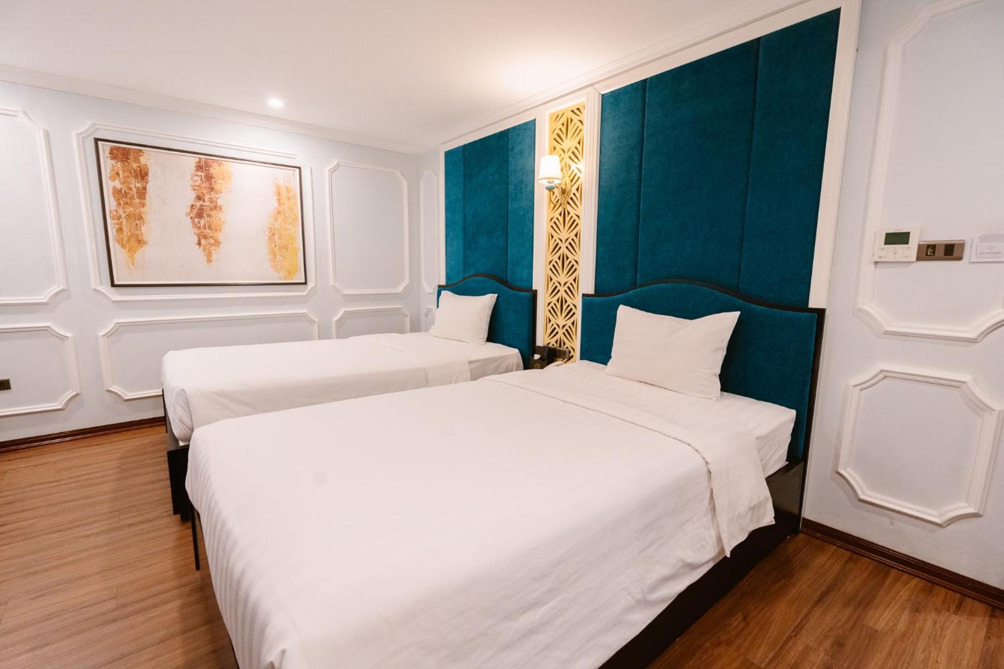 Hong Van Hotel Hanoï Extérieur photo